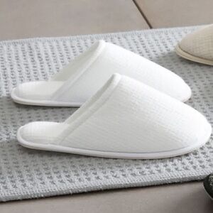 Pottery Bern Belgian Flax Linen Waffle Weave slippers.